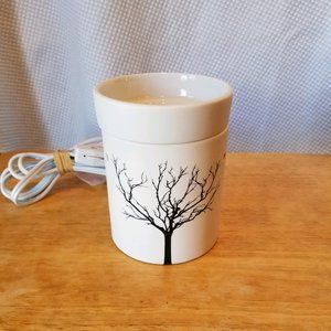 Scentsy Mid-size Wax Warmer - Tilia